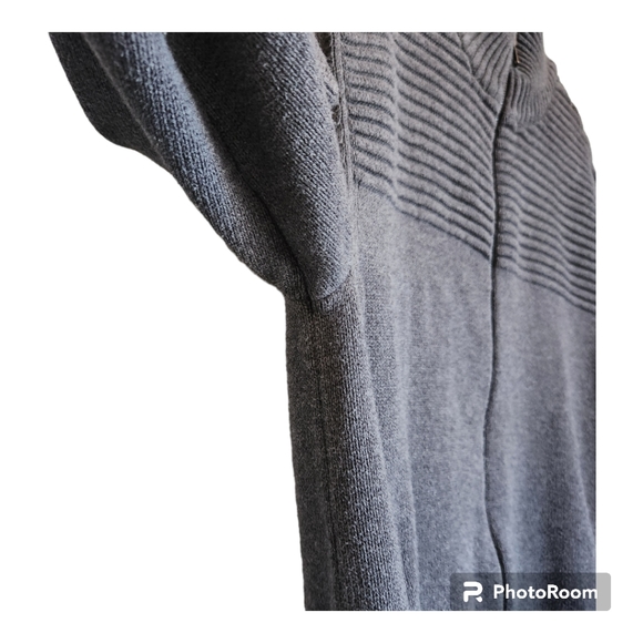 G by Guess Men's Knit Mock Neck Zip Cardigan Sz. XL Gray Ribbed Texture Sweater - Picture 4 of 16